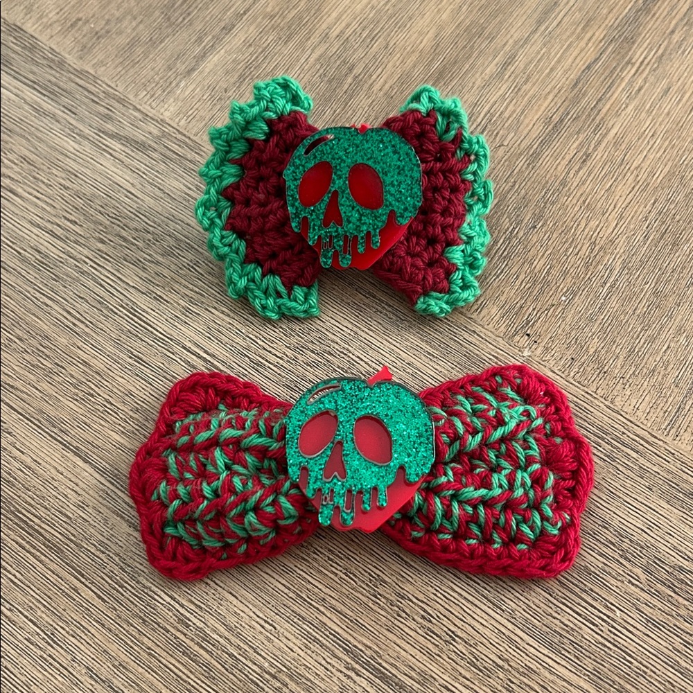 NEW Handmade Crochet Red & Green Poisonous Apple Skull Hair Clips